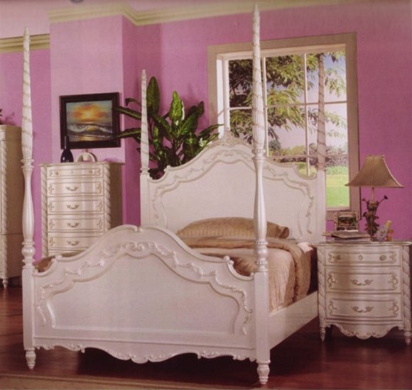 4 Piece Alexandria Poster Bed Bedroom Furniture Set In White Pearl Finish With Gold Accents By Coaster 400200