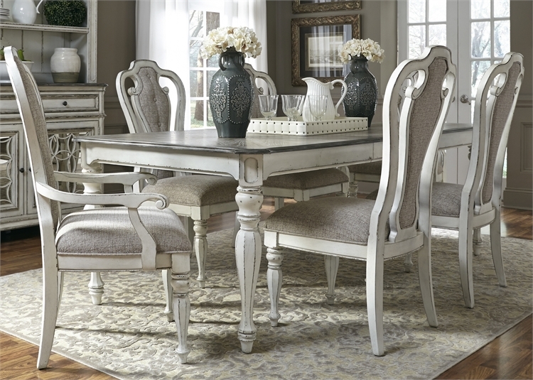 magnolia manor table set